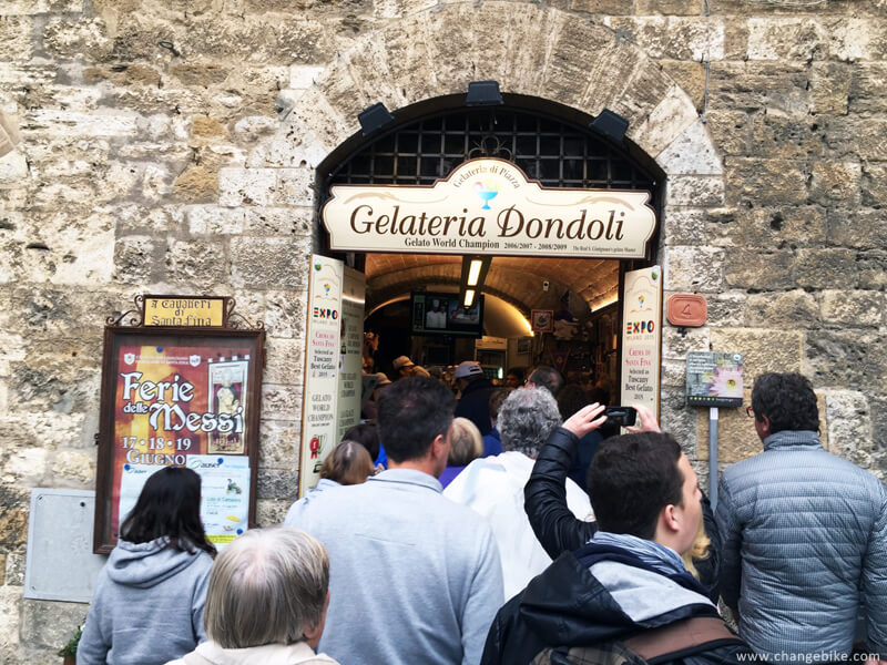 cycle touring changebike san-gimignano italy