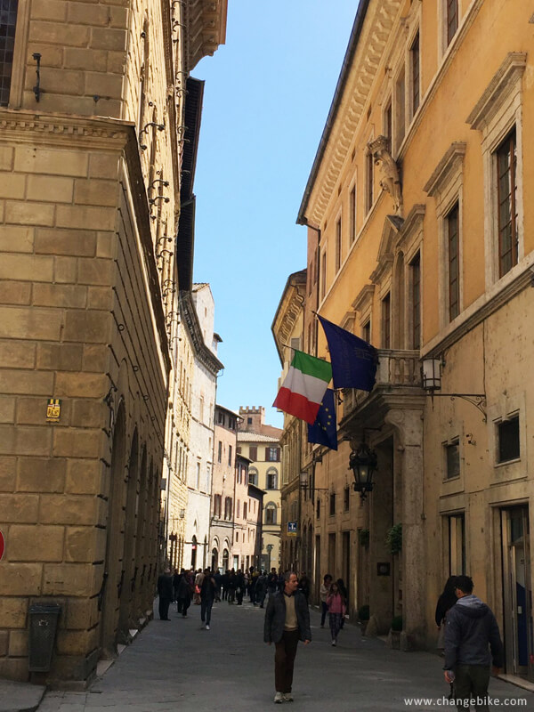 adventure cycling changebike siena italy