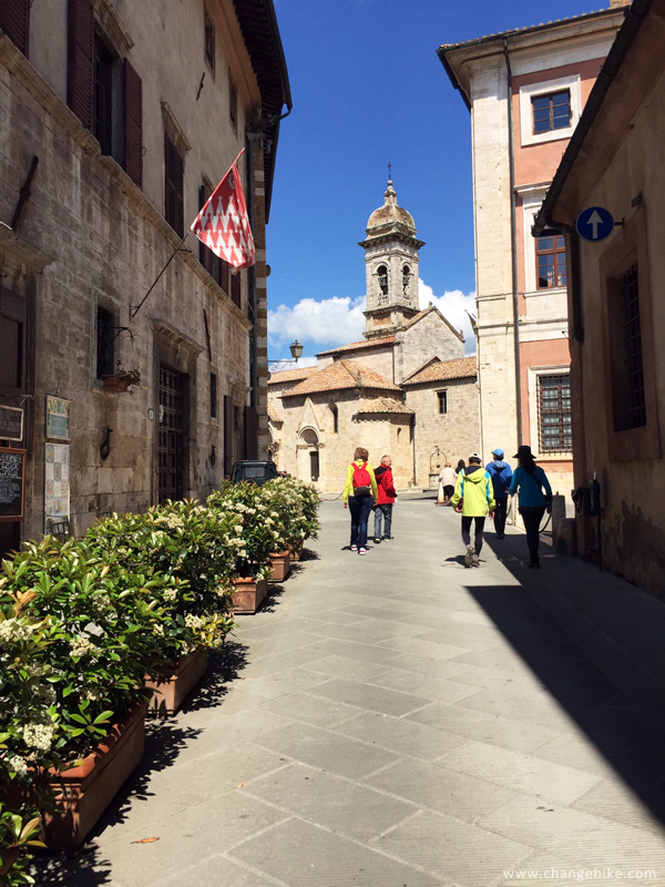 adventure bike tours changebike pienza