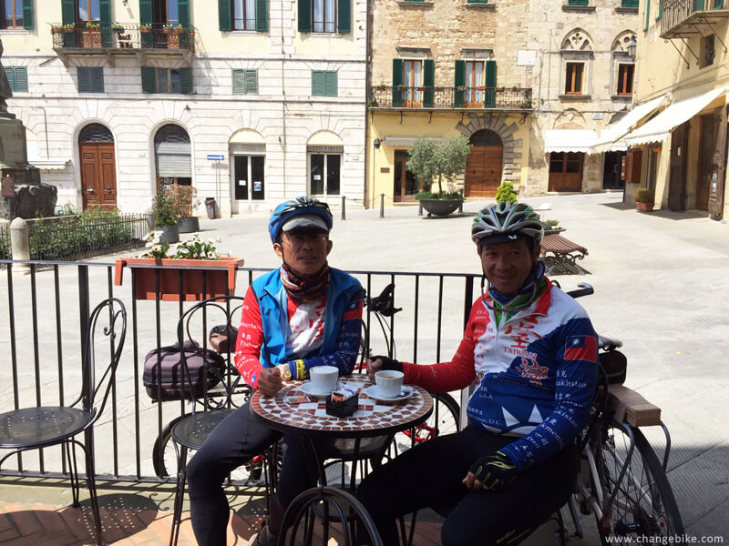 travel bike changebike tuscany