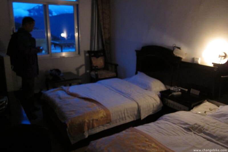 changebike bike trip yunnan flying temple