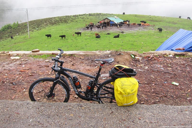 changebike cycle europe yunnan Baimang Snow Mountain