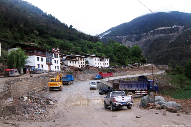 changebike cycle europe yunnan Baimang Snow Mountain