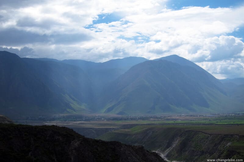 changebike yunnan bike tours yunnan lower tiger leaping gorge