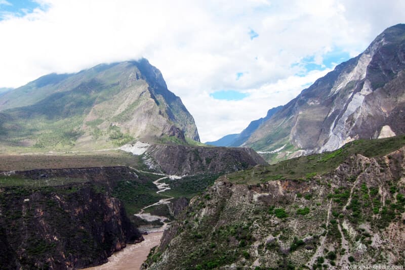 changebike yunnan bike tours yunnan lower tiger leaping gorge