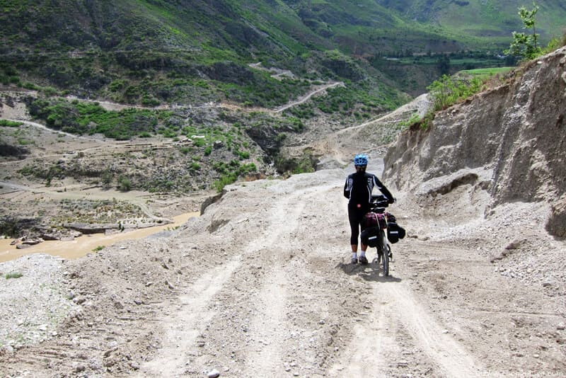changebike yunnan bike tours yunnan lower tiger leaping gorge