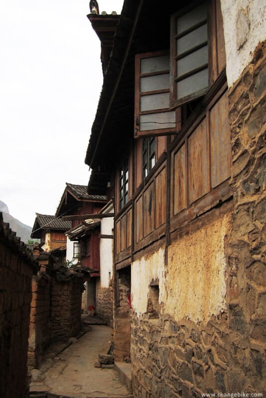 changebike bike tour yunnan baoshan stone city