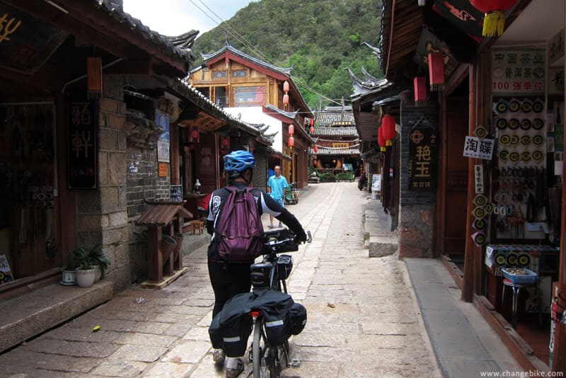 changebike cycle touring yunnan shuhe ancient town