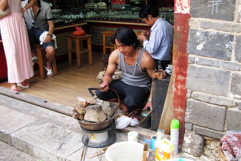 changebike cycle touring yunnan Lijiang