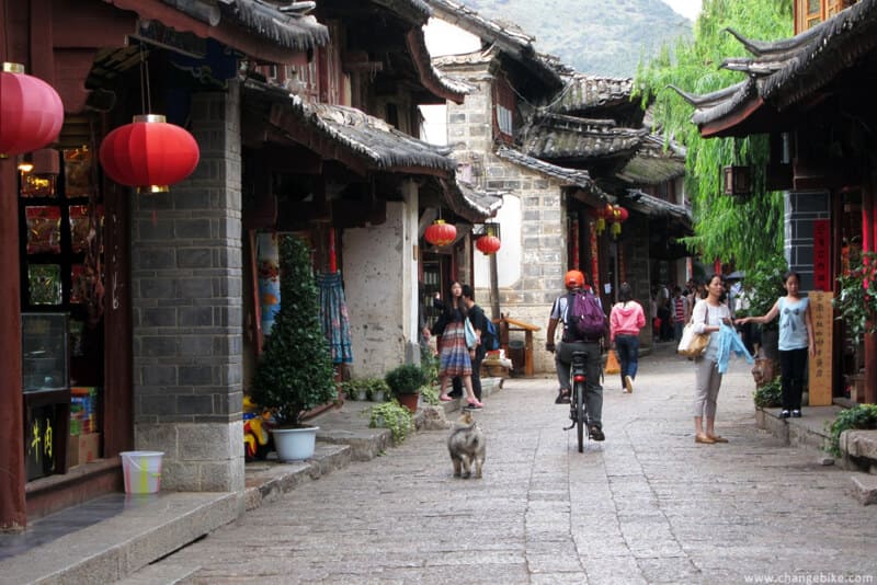 changebike cycle touring yunnan Lijiang