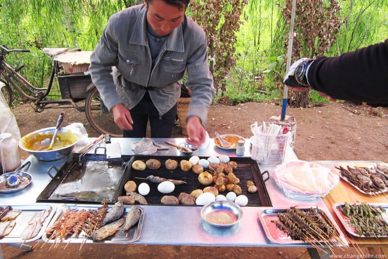 changebike bike trip yunnan Lugu Lake