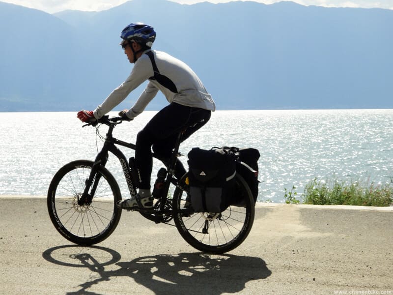 changebike adventure bike tours yunnan erhai