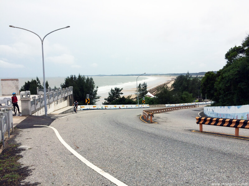 changebike bike trip in Kinmen ShangQing DiaoLou Xiang de Temple